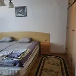 стоянови Daire *
